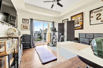 101 Sidonia Ave, Unit PH3 in Coral Gables, FL - Building Photo - Building Photo