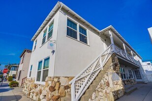 80 Bennett Ave in Long Beach, CA - Building Photo