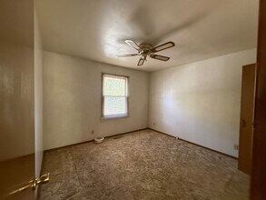 70 Bonnie Ct in Springfield, IL - Building Photo - Building Photo