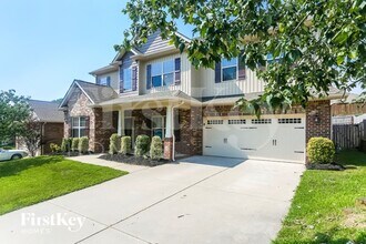 7203 Ogden Pl in Denver, NC - Foto de edificio - Building Photo