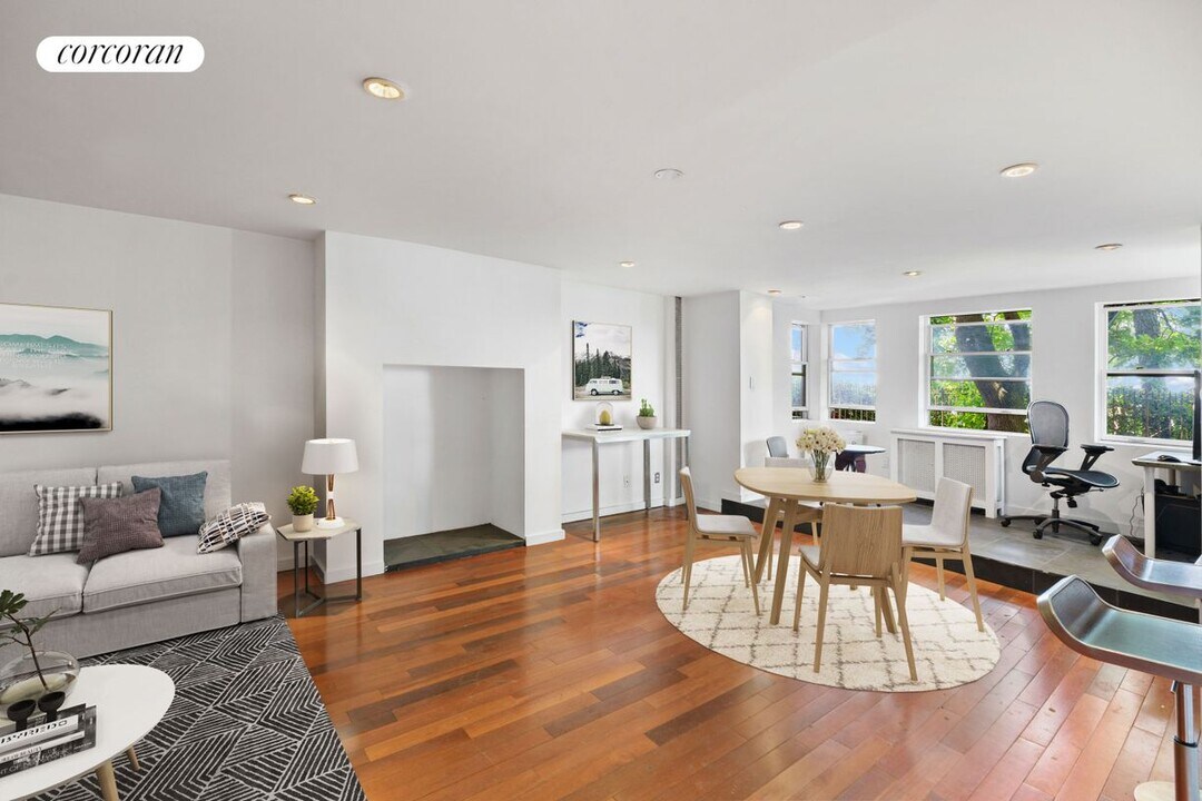 200 Columbia Heights in Brooklyn, NY - Building Photo