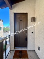 2036 E River Rd in Tucson, AZ - Building Photo