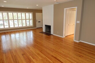 2821 Tilden Ave in Los Angeles, CA - Building Photo - Building Photo