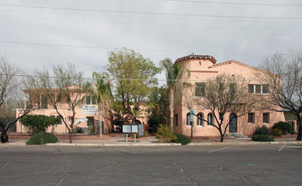 Don Martin Apartments