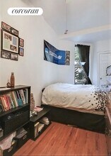 103 W 74th St in New York, NY - Building Photo - Building Photo