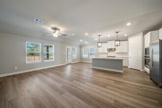 17716 Ml Mnr Dr in Montgomery, TX - Building Photo - Building Photo