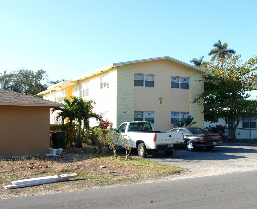 144 NE 9th Ct in Homestead, FL - Building Photo