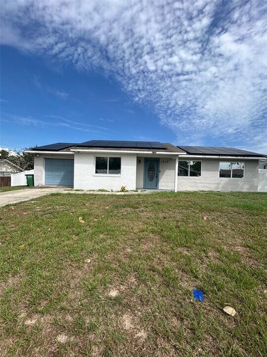 512 Providence Blvd in Deltona, FL - Building Photo
