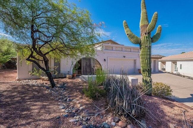 13003 N 10th Ave in Phoenix, AZ - Building Photo - Building Photo