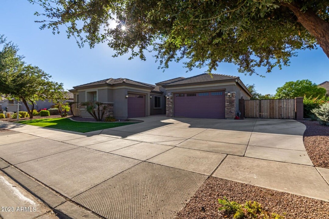 18617 E Arrowhead Trail in Queen Creek, AZ - Building Photo