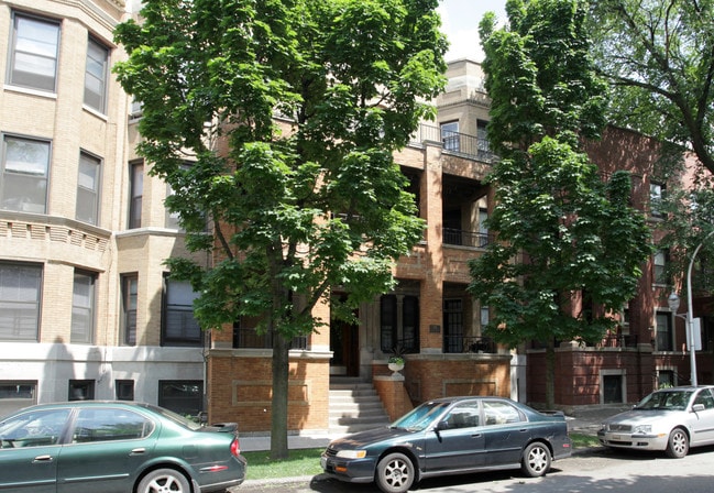 5405-5407 S. Woodlawn Avenue