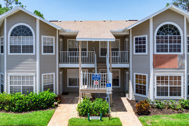 Wellington at Breckenridge in Estero, FL - Foto de edificio - Building Photo