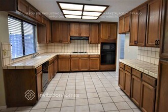1241 Countryside Ln in Manteca, CA - Building Photo - Building Photo