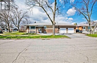 31 Romulus Dr in Toronto, ON - Building Photo - Building Photo