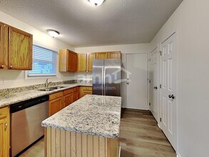 403 Hobart St in Pickerington, OH - Building Photo - Building Photo