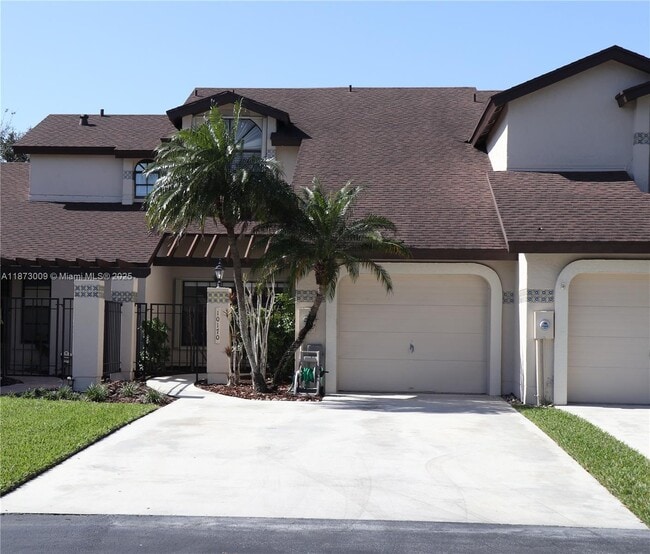 10170 SW 137th Pl in Miami, FL - Building Photo - Building Photo