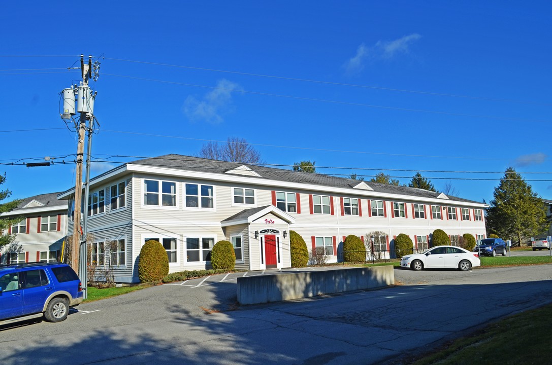 Park East Retirement Villa in Bangor, ME - Foto de edificio