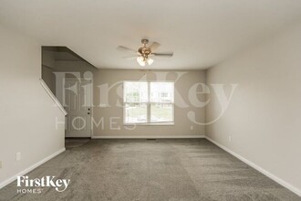 10319 McCauley Dr in Independence, KY - Foto de edificio - Building Photo