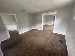3039 W 51st St in Cleveland, OH - Building Photo - Building Photo