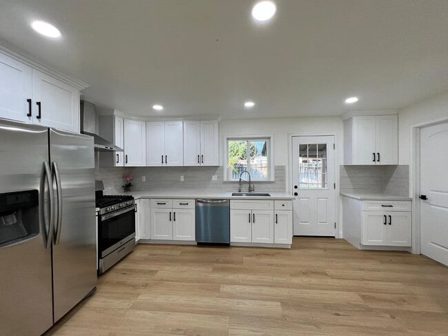 5326 Hammill Rd in El Monte, CA - Building Photo - Building Photo