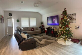 31014 Brightwell Bnd in Fulshear, TX - Building Photo - Building Photo