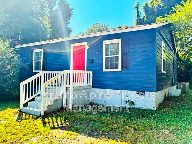 property at 1006 Gum St