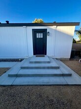 17083 Montgomery Ave in Fontana, CA - Building Photo - Building Photo