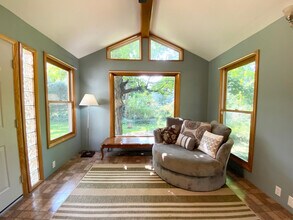 15681 Wyatt Rd in East Cleveland, OH - Building Photo - Building Photo