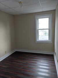 101 Logan St N, Unit A photo'