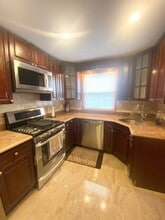 31 Thomas St in Staten Island, NY - Building Photo - Building Photo