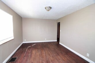 937 Grand Ave in Cincinnati, OH - Building Photo - Building Photo