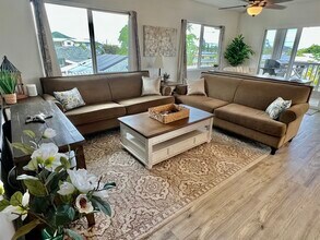451 Lanae Way in Kailua, HI - Building Photo - Building Photo