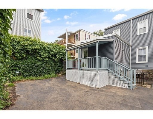 53 Franklin St, Unit S in Somerville, MA - Building Photo - Building Photo