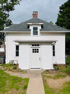 property at 15 Foster St