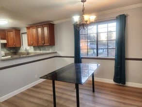 736 N Garfield Ave, Unit 101 in Pasadena, CA - Foto de edificio - Building Photo