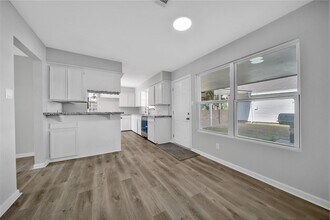 13426 Balcrest Dr in Houston, TX - Building Photo - Building Photo