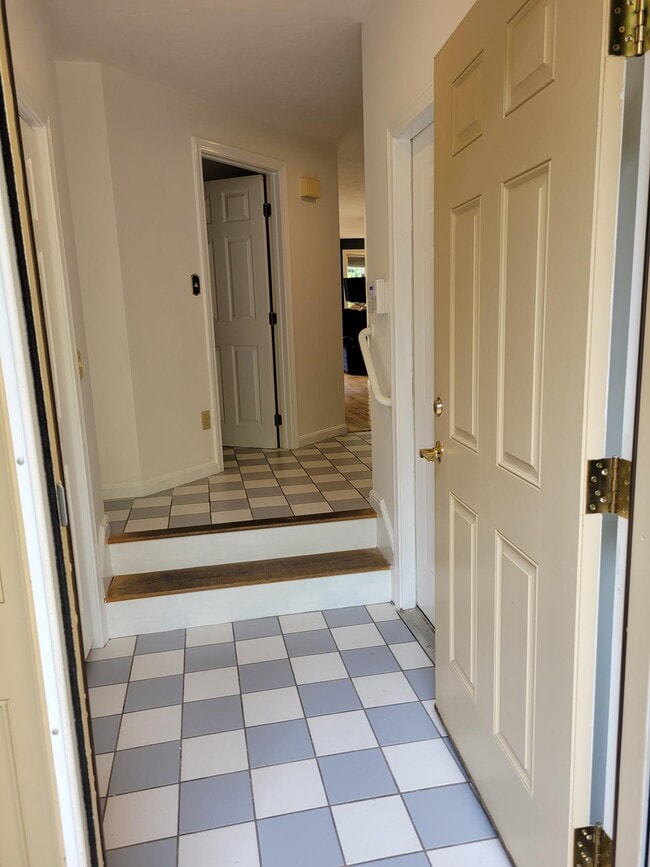 116 Broadmeadow St in Marlborough, MA - Building Photo - Building Photo