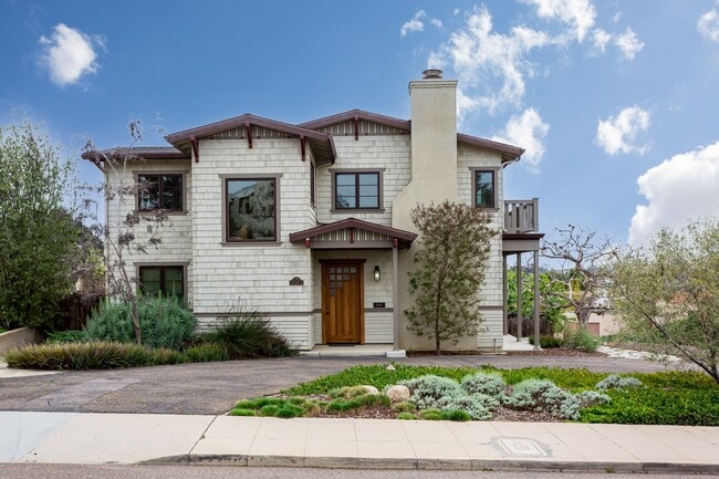 property at 3749 Elliott St