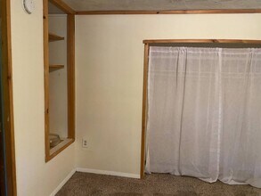 50 Millrock Rd, Unit 2-bedroom apartment in New Paltz, NY - Building Photo - Building Photo