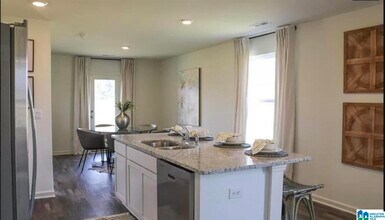6585 Creek Cir in Bessemer, AL - Building Photo - Building Photo