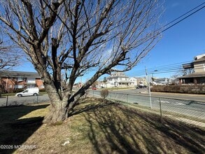 464 2nd Ave in Long Branch, NJ - Building Photo - Building Photo