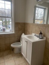 2001 Whitney Ave in North Haven, CT - Building Photo - Building Photo