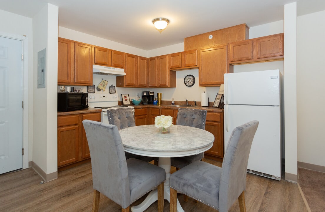 The Overlook in Troy, NY - Building Photo