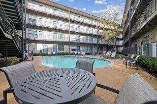 Gale Lofts in Nashville, TN - Building Photo