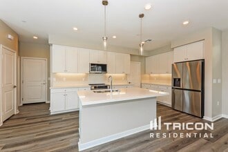 29382 Cumaru Ct in Winchester, CA - Building Photo - Building Photo