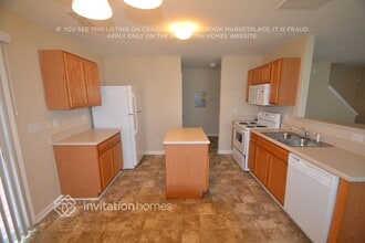 511 Lodestone Dr in Durham, NC - Foto de edificio - Building Photo