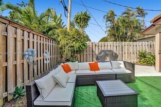 2620 NE 19th St in Pompano Beach, FL - Building Photo - Building Photo