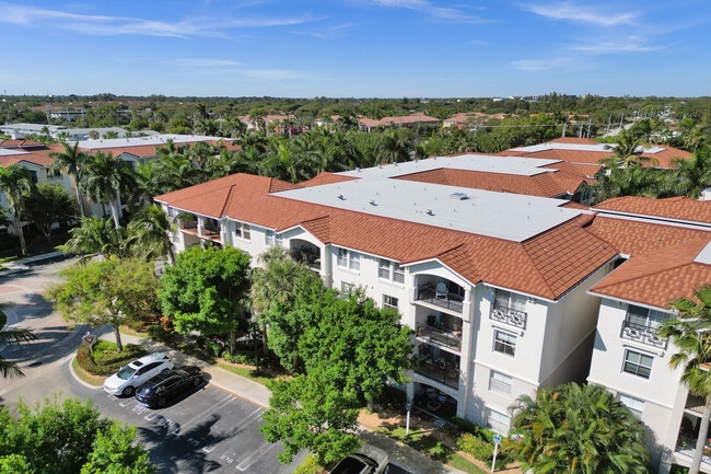 2113 Tuscany Way in Boynton Beach, FL - Building Photo - Building Photo