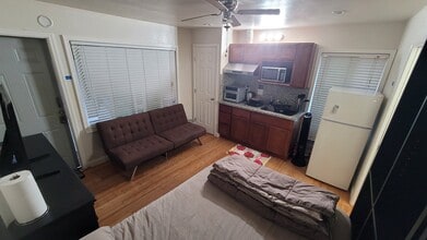 1779 Corby Ave in Santa Rosa, CA - Building Photo - Building Photo