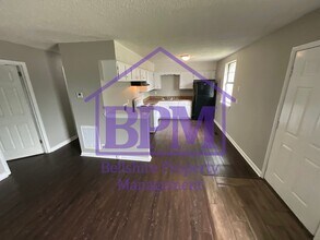 4417 Central Valley Dr in Nashville, TN - Building Photo - Building Photo